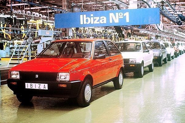 Techno-Classica 2014: SEAT feiert 30 Jahre Ibiza. Foto: dpp-AutoReporter